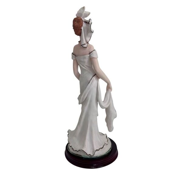 Elegante Collection Victorian Lady Figurine 14" Cream Polyresin Round Base - Picture 5 of 15